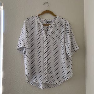 Never worn super cute polka dot top!